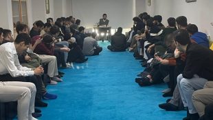 FGV lise ve üniversite öğrencilerimize ait programlardan kareler